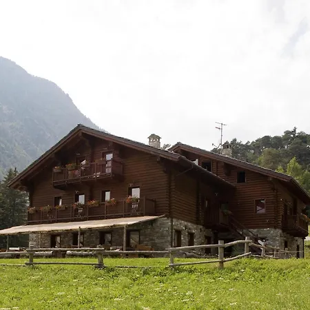 Country house Agriturismo Les Hiboux *